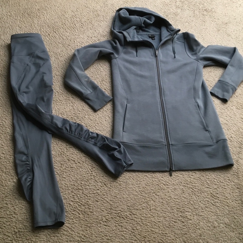 ALL IN MOTION/BLUE-GRAY SWEATSHIRT & JOGGERS SET/NEW